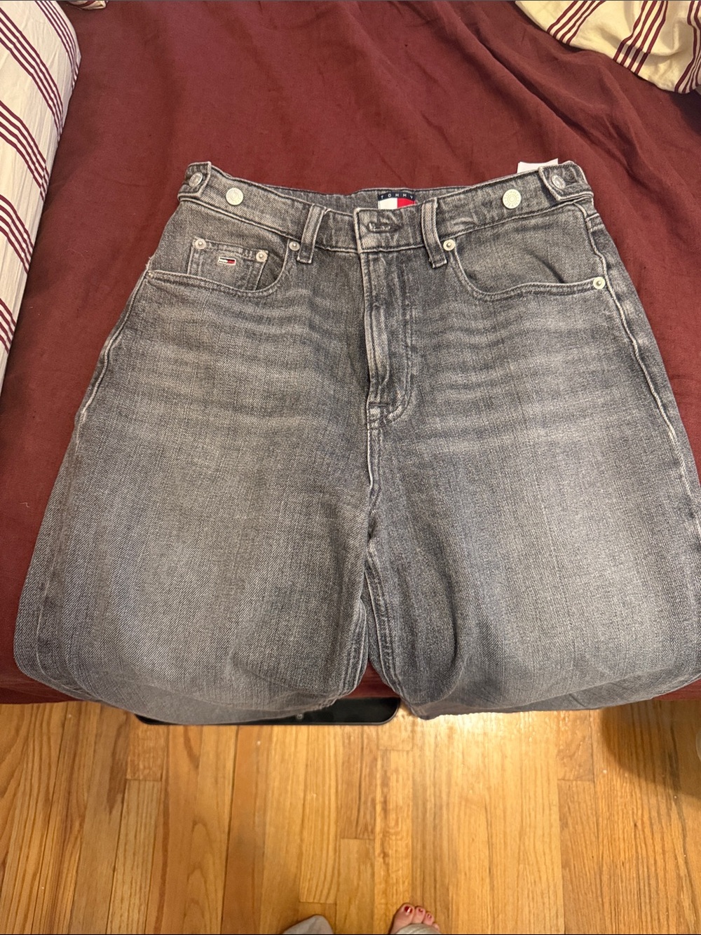 Tommy Hilfiger Faded Gray High-Waist Jeans